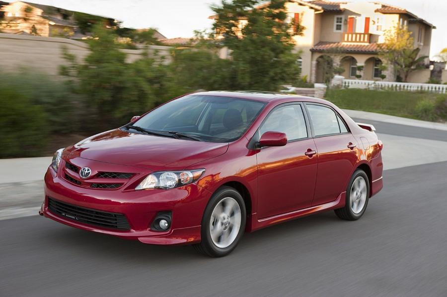  Toyota Corolla 2011 года  (фото 67 из 76)